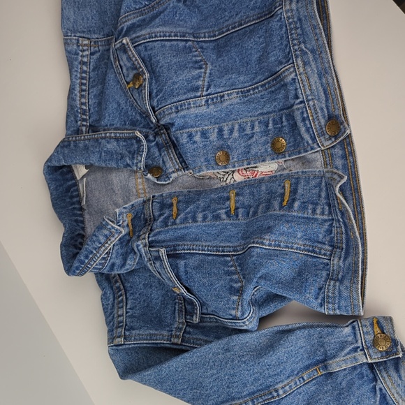 DISNEY Vintage 90s Girls Large Embroidered Jean Jacket - Picture 4 of 6